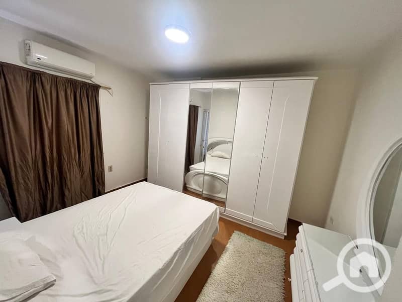 7 3552dddd-9436-4155-a3d1-e5b9923ee054. jpeg