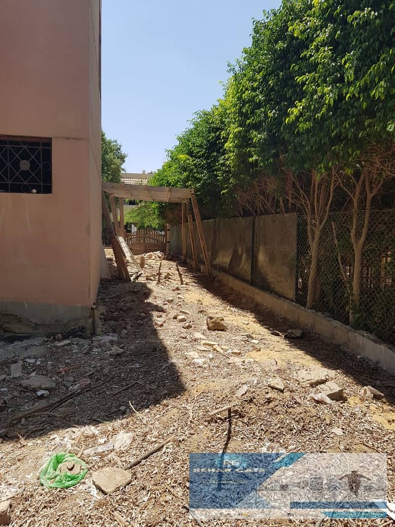 2 c91f1840-a23c-4cd5-a4d7-5147b808bb38. jpg