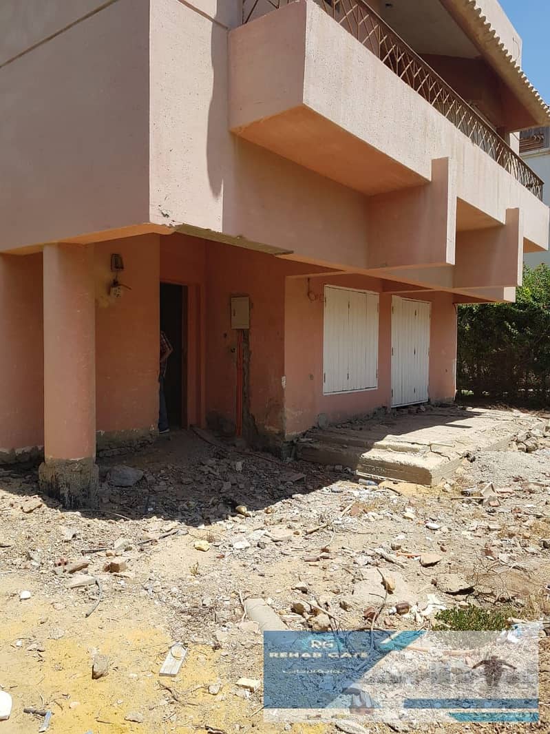 10 19d2e4b8-0f00-4c60-a61f-97d280034af5. jpg