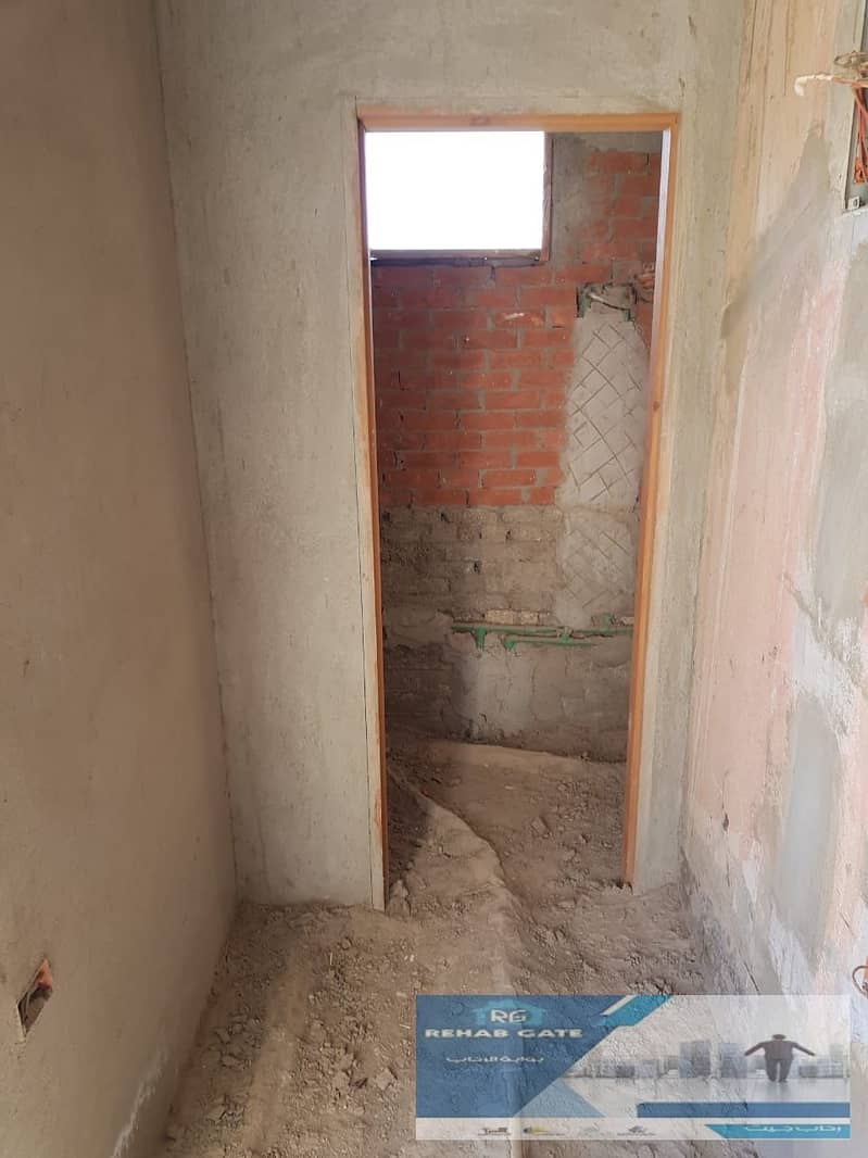 14 836ffacc-35a6-458f-8aa6-c24d1e693bc9. jpg