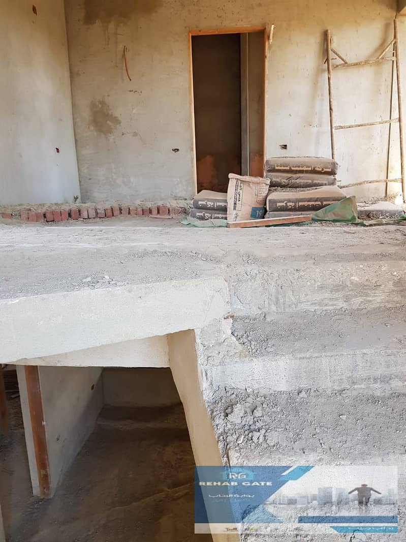 18 a0fff977-8243-4181-a279-14dc94f3eb31. jpg