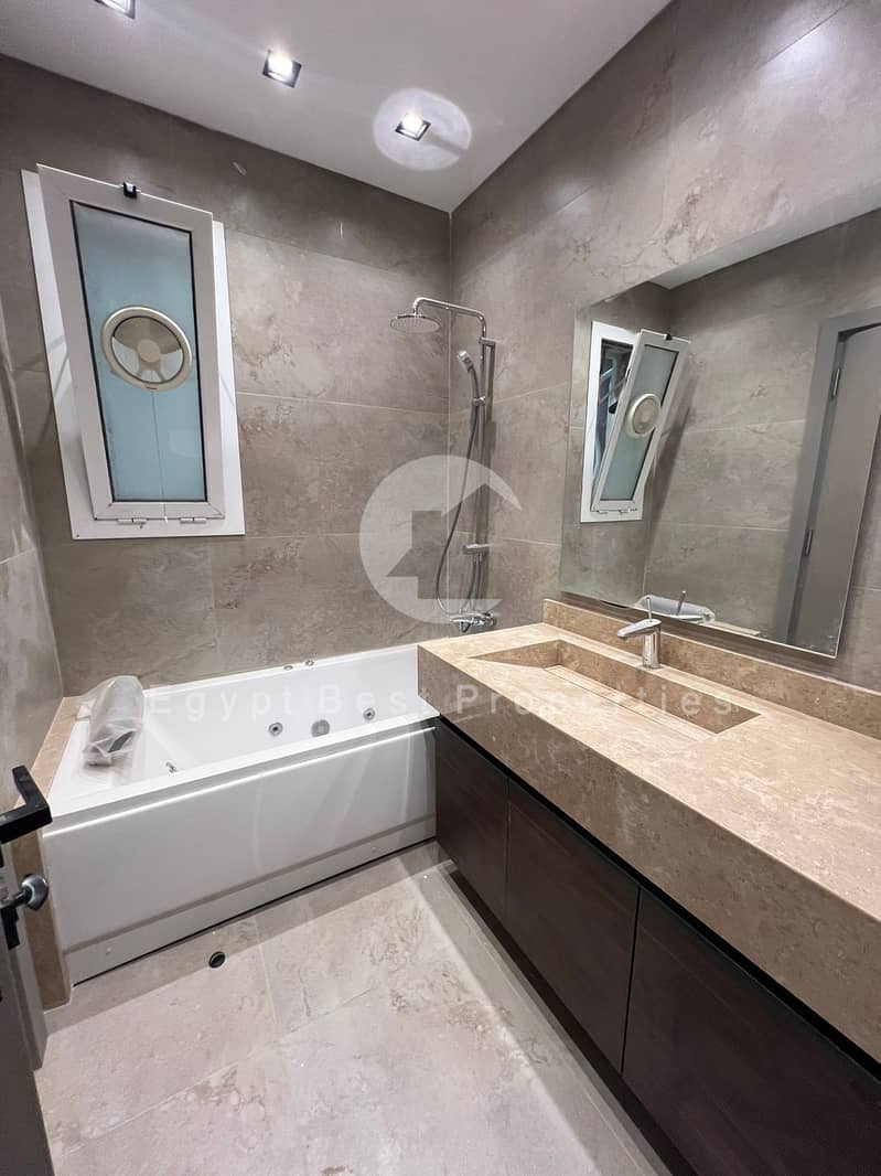 5 WhatsApp Image 2025-12-18 at 12.39. 19 PM (2). jpeg