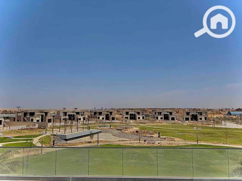 13 f582f10e-73e2-4773-9979-77e875a7f2f3. jpg