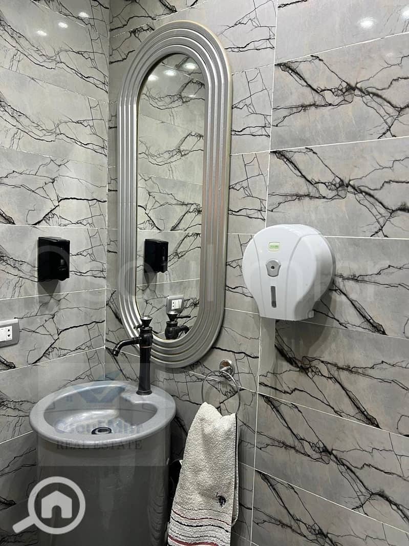 10 WhatsApp Image 2025-12-18 at 1.34. 51 PM (1). jpeg