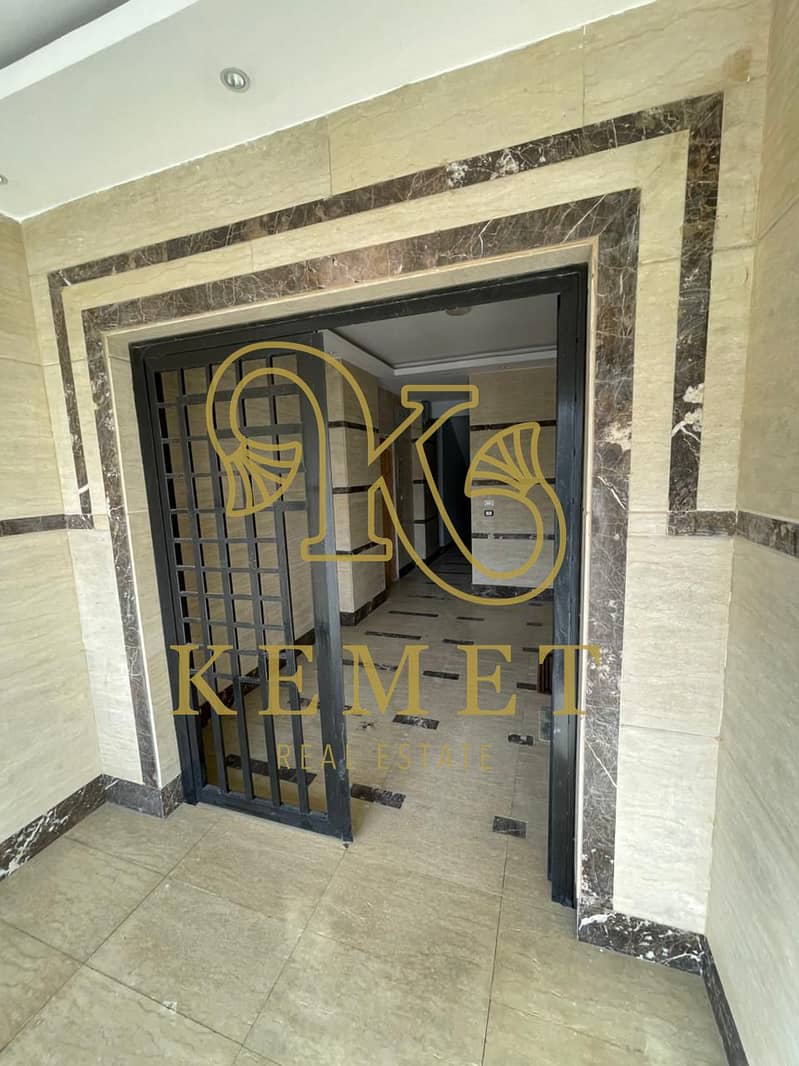 14 WhatsApp Image 2025-12-15 at 22.30. 26_3f8787fb. jpg