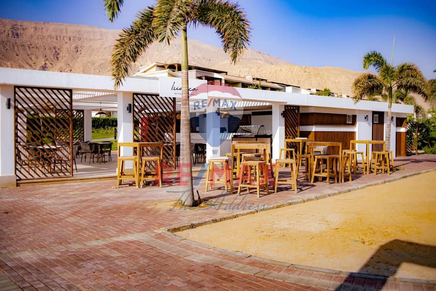 4 WhatsApp Image 2025-12-18 at 1.40. 56 PM. jpeg