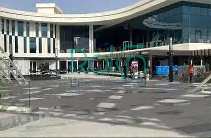 2 8369915-900d4o. jpeg