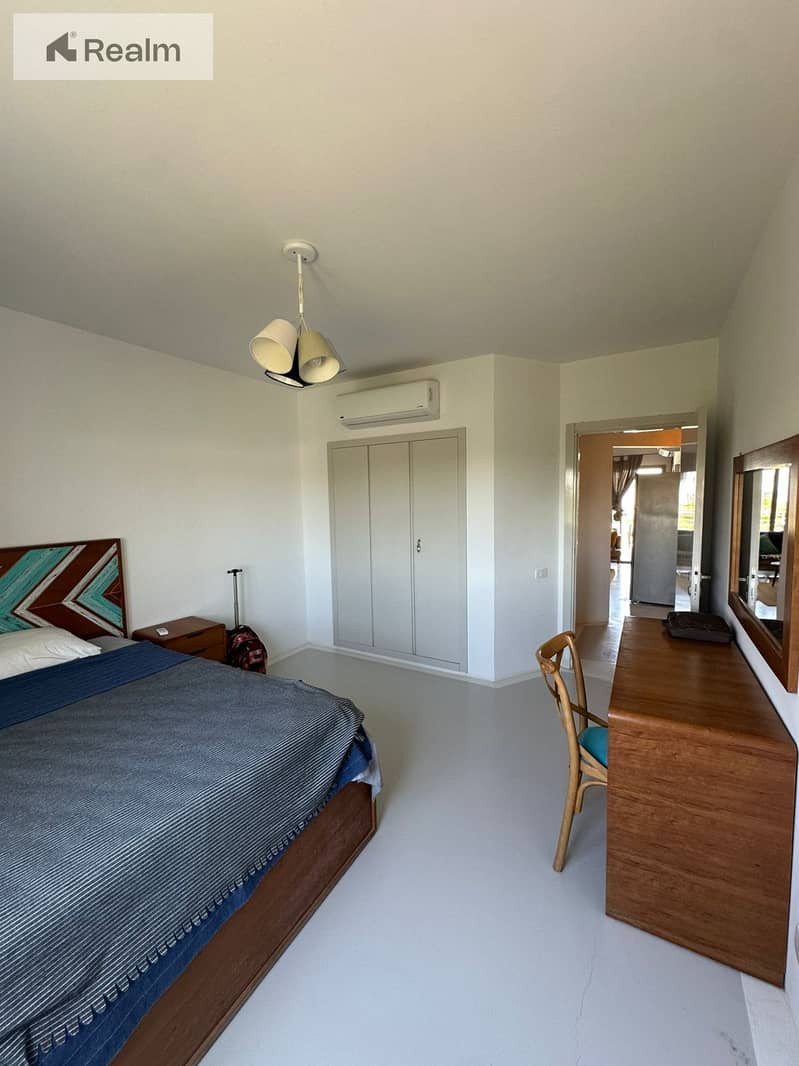 5 WhatsApp Image 2025-12-18 at 1.43. 57 PM (1). jpeg