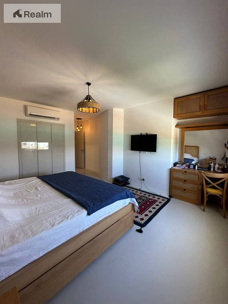 8 WhatsApp Image 2025-12-18 at 1.43. 56 PM. jpeg