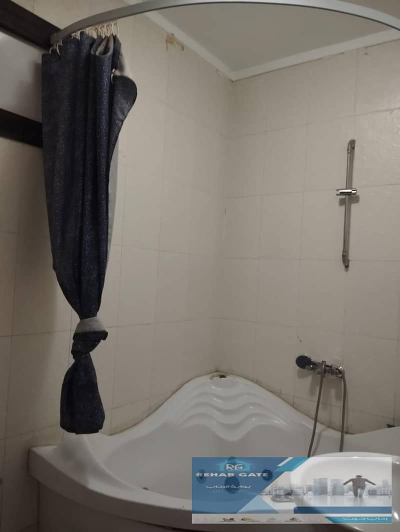 11 134f82ee-23df-4aa0-8393-58f317a3726d. jpg