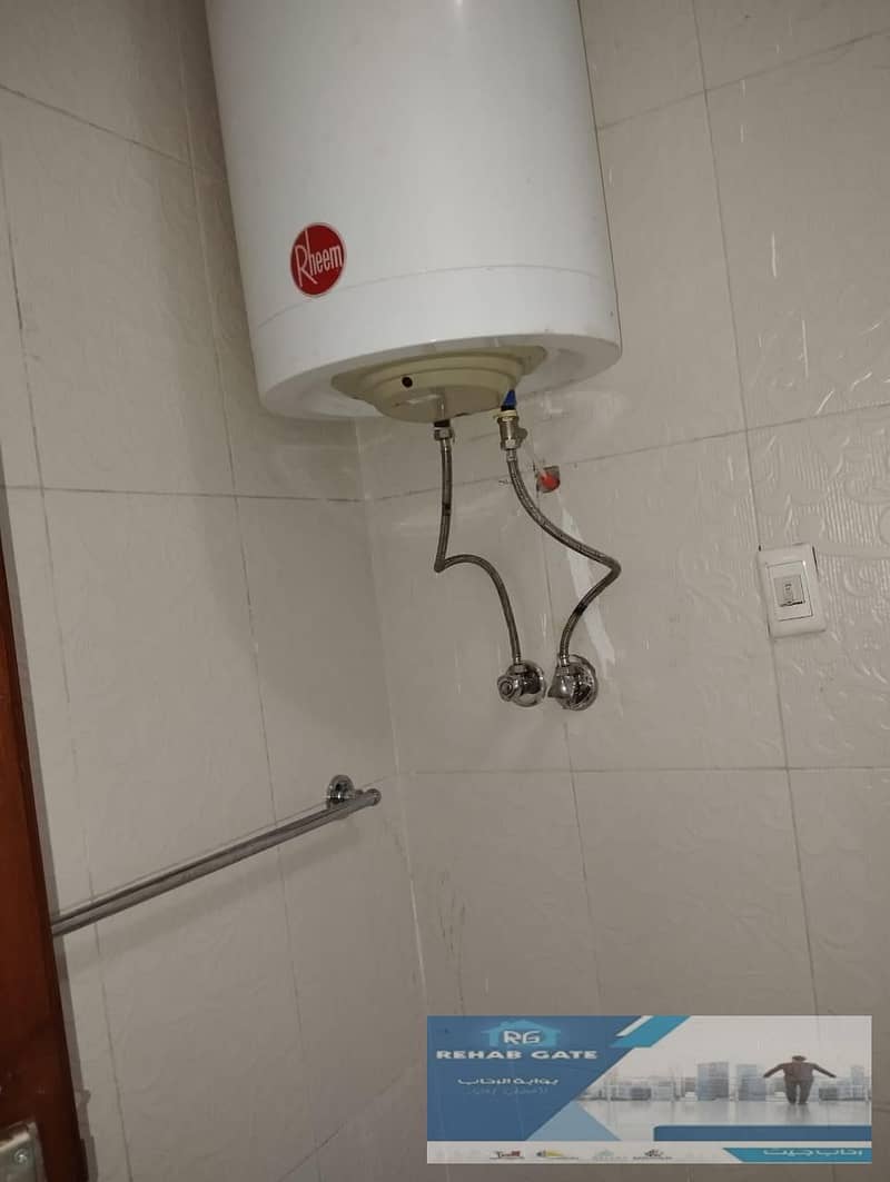 12 b70cf702-fab1-44de-bdc1-96208b18b80f. jpg