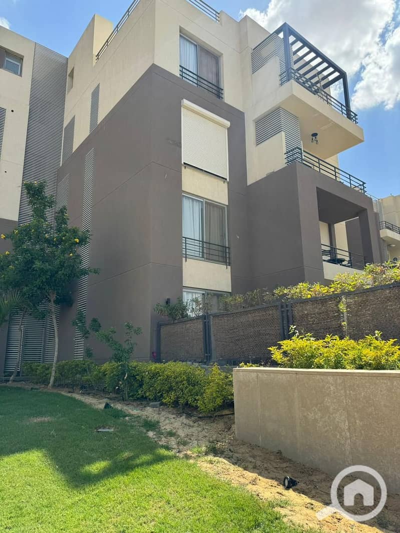 6 35fde851-8d5d-482a-89c3-2a48e0dbd71e. jpeg