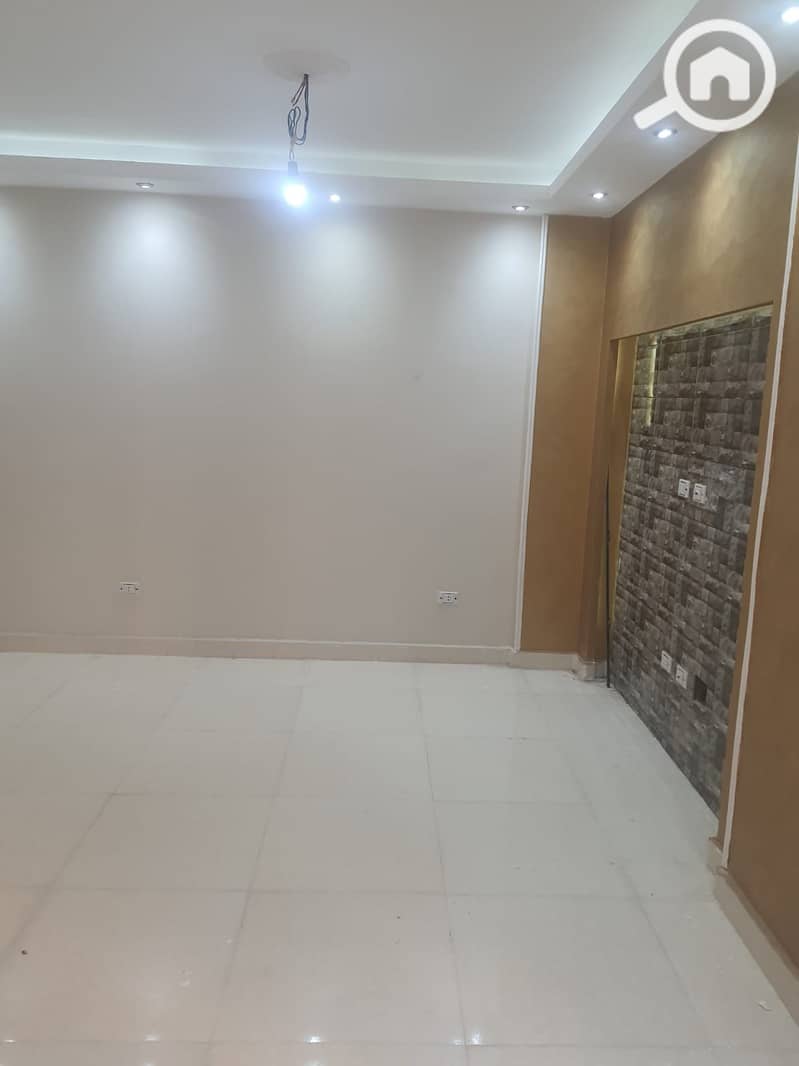 5 3fc35f6c-0054-411f-a73c-13f10b3712b7. jpg