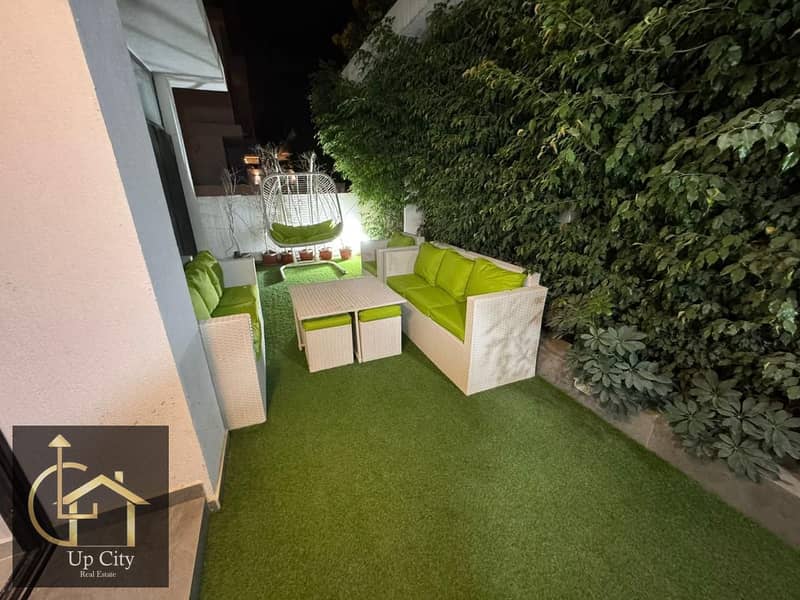 2 69ac8c00-0a25-44f5-959f-600ef85c8143. jpg