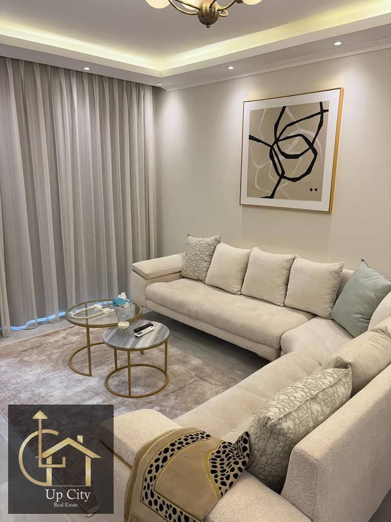 3 84fd6e6f-c5b5-4780-92fd-2db72c614e0f. jpg