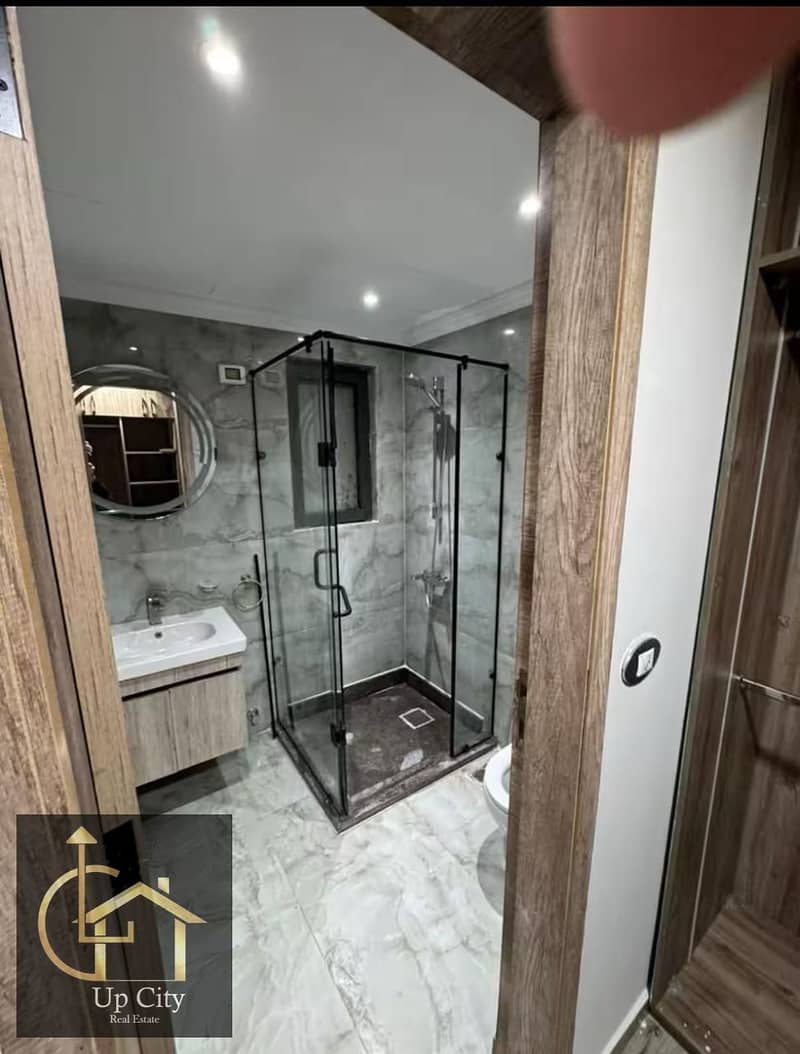 4 39418d50-9fb9-4198-afc8-d5b135d84729. jpg