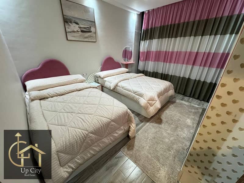 9 e5412379-af88-4365-ba9b-ac271792b4ff. jpg