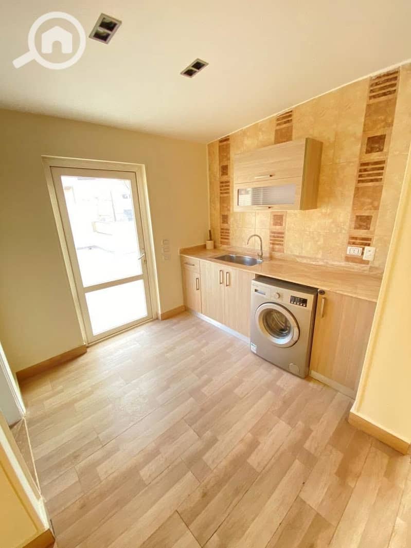 4 WhatsApp Image 2025-12-18 at 11.50. 52 AM (1). jpeg