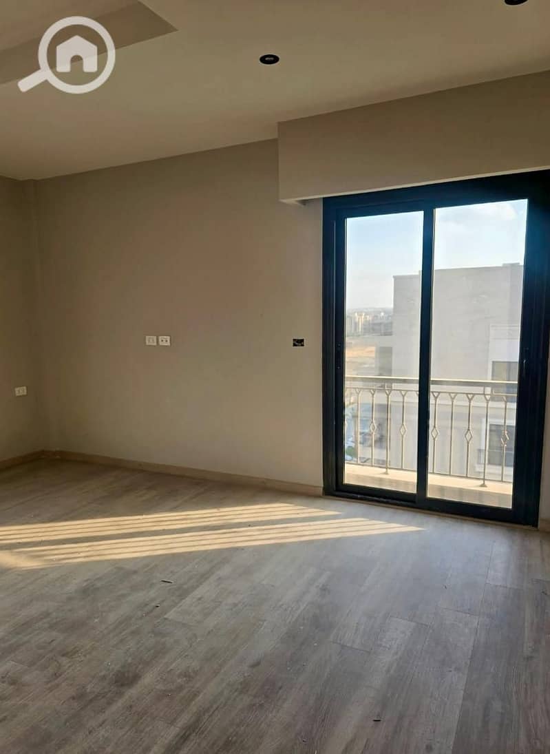 4 WhatsApp Image 2025-12-18 at 2.19. 28 PM (5). jpeg