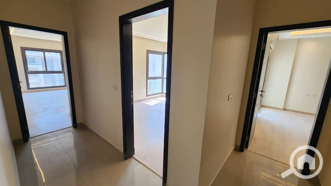 19 WhatsApp Image 2025-12-18 at 11.45. 03 (2). jpeg