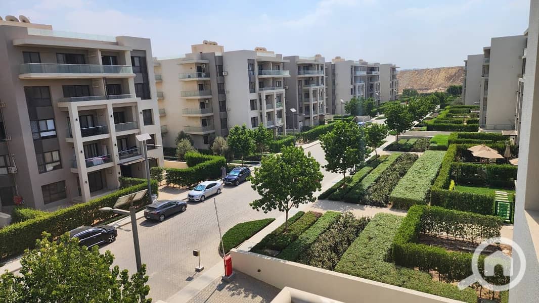 24 WhatsApp Image 2025-12-18 at 11.45. 01 (1). jpeg