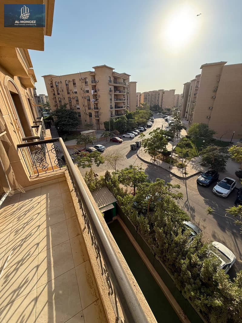 10 7fbc193a-d1e1-435b-9a62-a64df9d41d73. jpeg