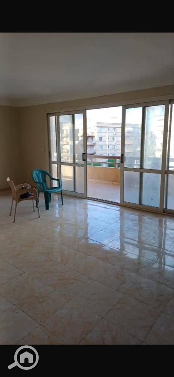 9 55921303-04ec-4fb1-8cd2-4be646e6c93a. jpg