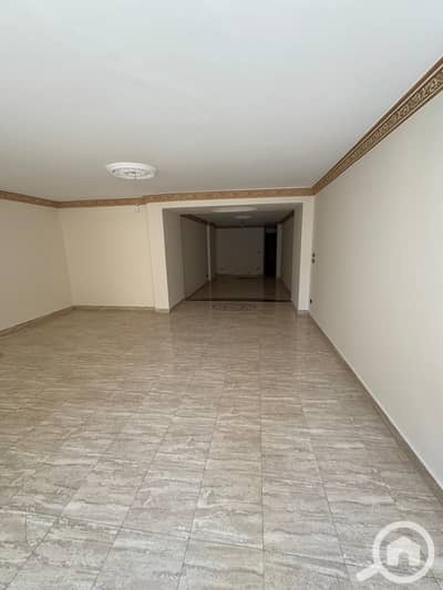 3 Bedroom Flat for Rent in Stanley, Alexandria - 9f6d901d-2192-41d0-83b8-d71524f8ded3. jpg