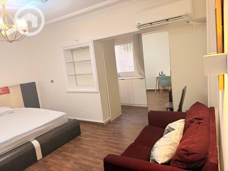 18 e08ed47a-81d1-402f-804b-88415994565b. jpeg