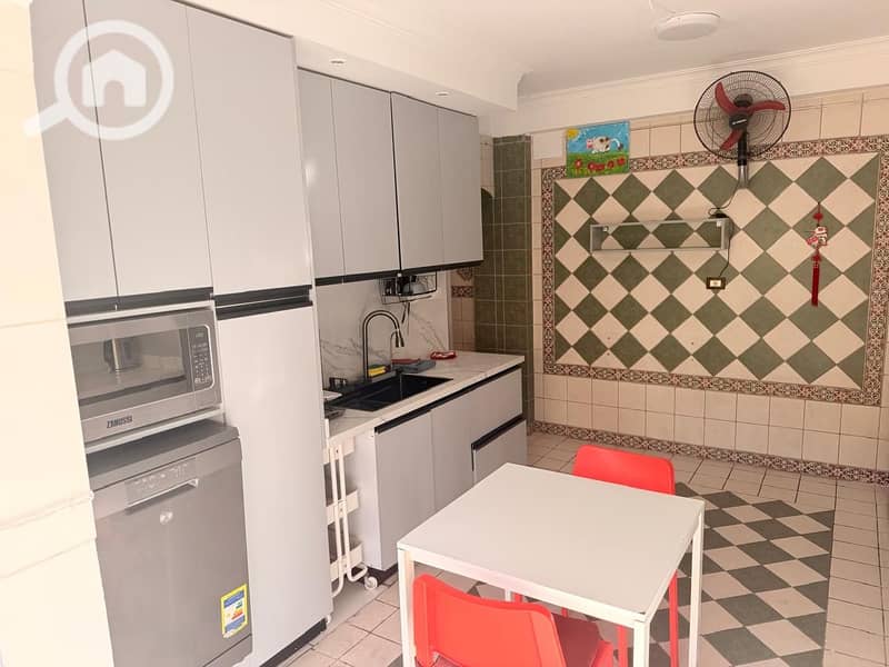 24 a46ceb88-bbaf-4d4f-a286-57a097b1f150. jpeg