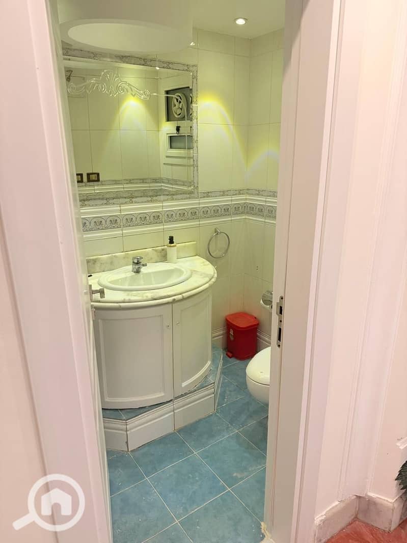 28 46d0bbf3-510d-469f-bab5-91bd694eaed9. jpeg