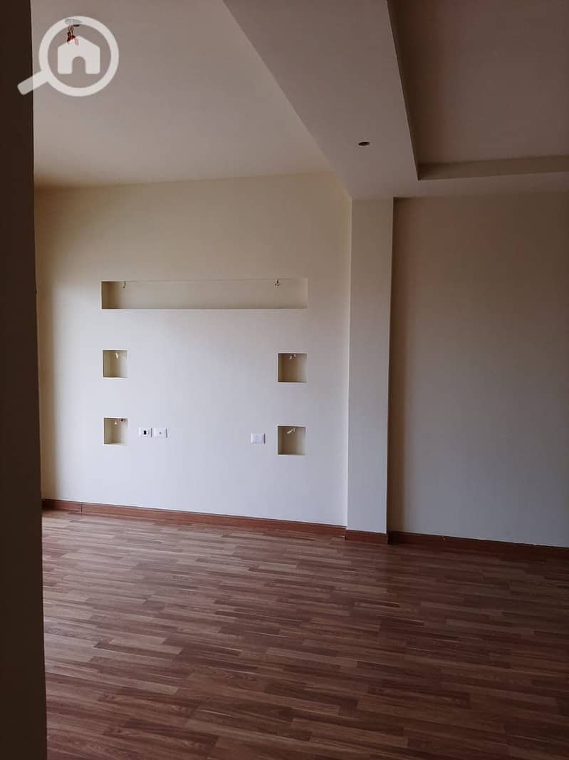 5 WhatsApp Image 2025-12-18 at 2.19. 19 PM (1). jpeg