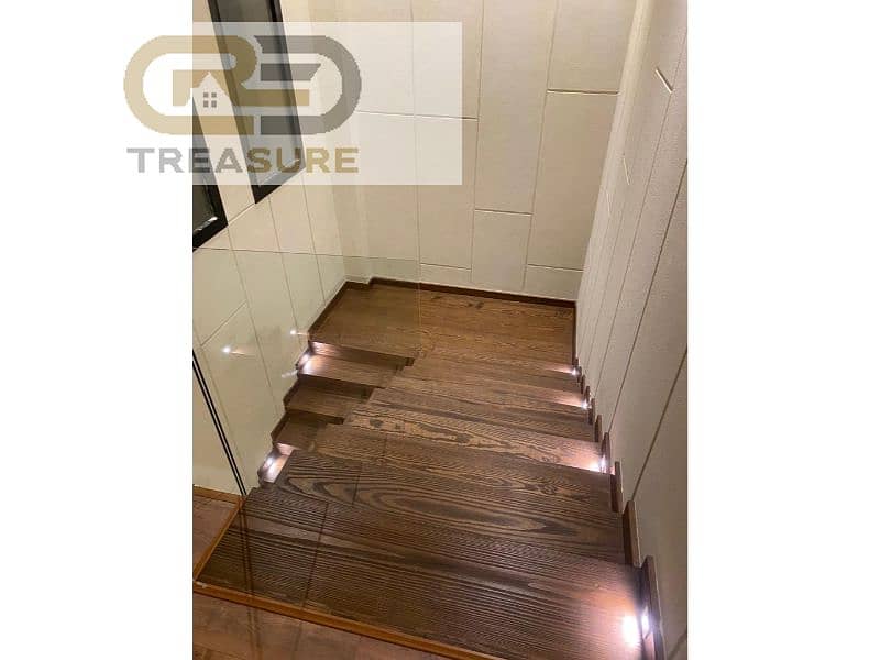 6 WhatsApp Image 2025-12-18 at 2.16. 09 PM (1). jpg