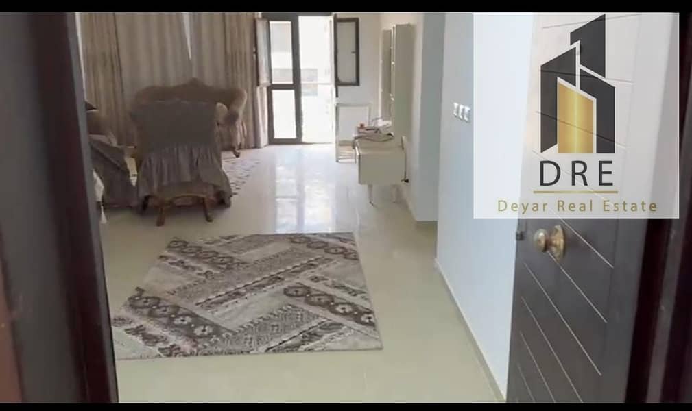 8 206000e2-a5b2-4ddf-a598-3ccf5f470843. jpg