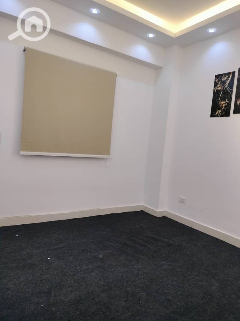 4 8c073d02-843f-4da3-bd66-9e812fbf3856. jpeg