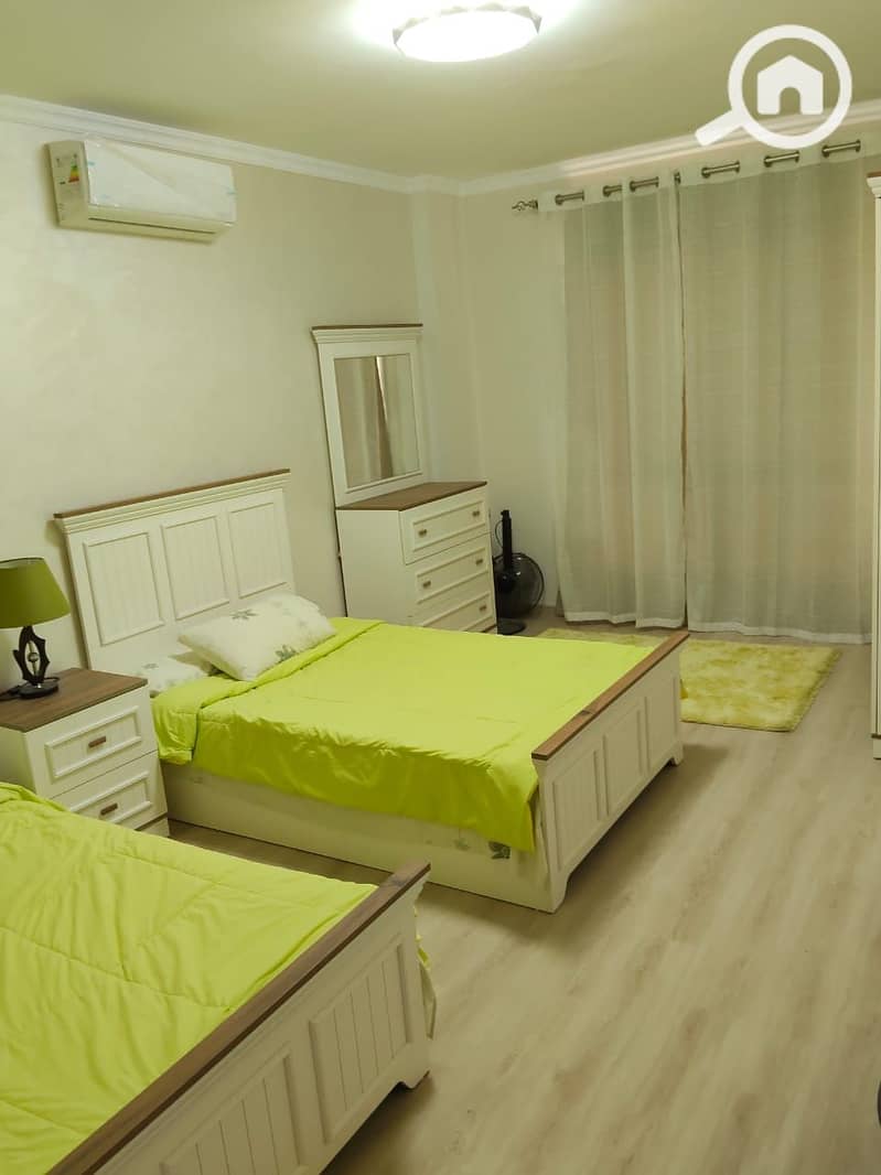 10 0134c8cc-8f64-4652-a2e7-f385fd2ff646. jpeg