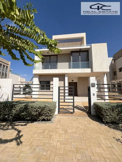 فیلا 5 غرف نوم للبيع في القاهرة الجديدة، القاهرة - WhatsApp Image 2025-12-18 at 11.58. 43 AM. jpeg