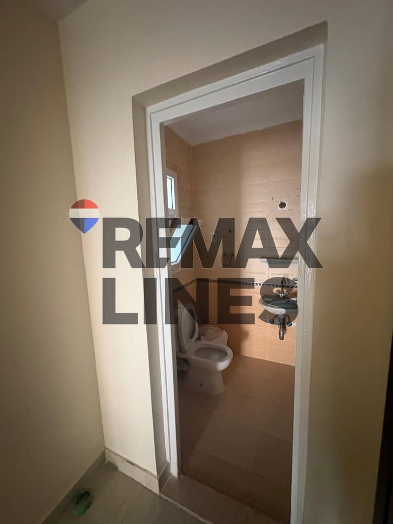 21 WhatsApp Image 2025-12-18 at 2.07. 06 PM (2). jpeg