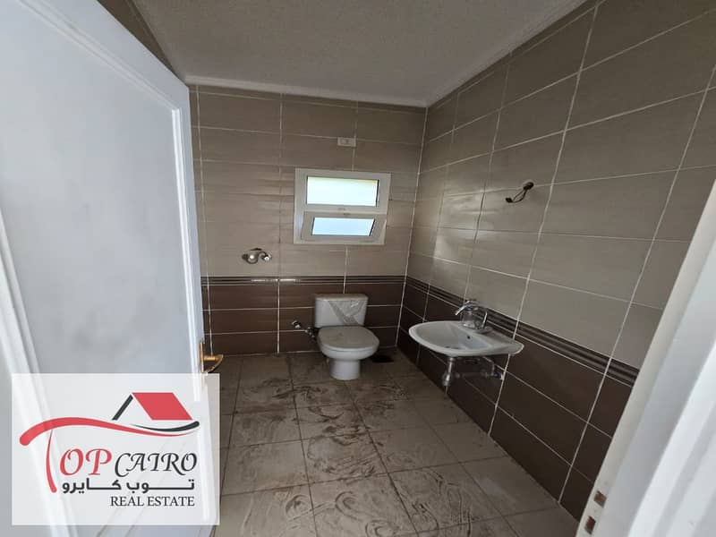 19 WhatsApp Image 2025-11-22 at 11.48. 12 AM_1200x900. jpg