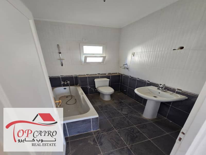 17 WhatsApp Image 2025-11-22 at 11.48. 08 AM_1200x900. jpg