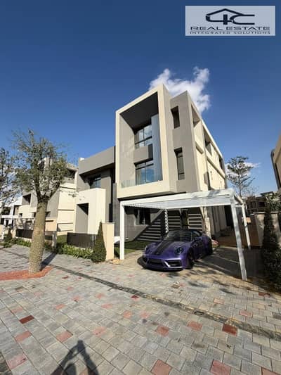 فیلا 4 غرف نوم للبيع في القاهرة الجديدة، القاهرة - WhatsApp Image 2025-12-18 at 12.19. 39 PM. jpeg