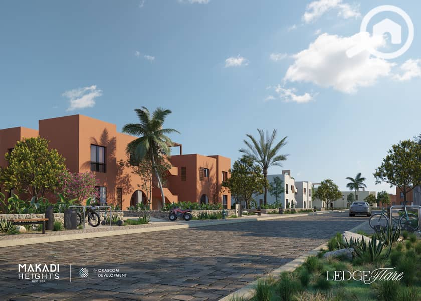 2 CAM17-STREETVIEW-LIFESTYLE_. jpg