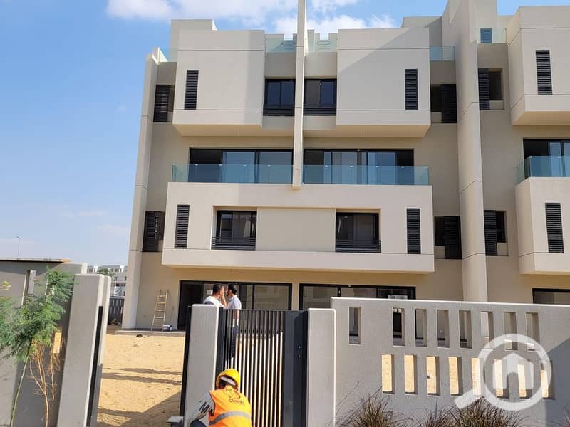 2 WhatsApp Image 2025-10-02 at 2.05. 48 PM (2). jpeg