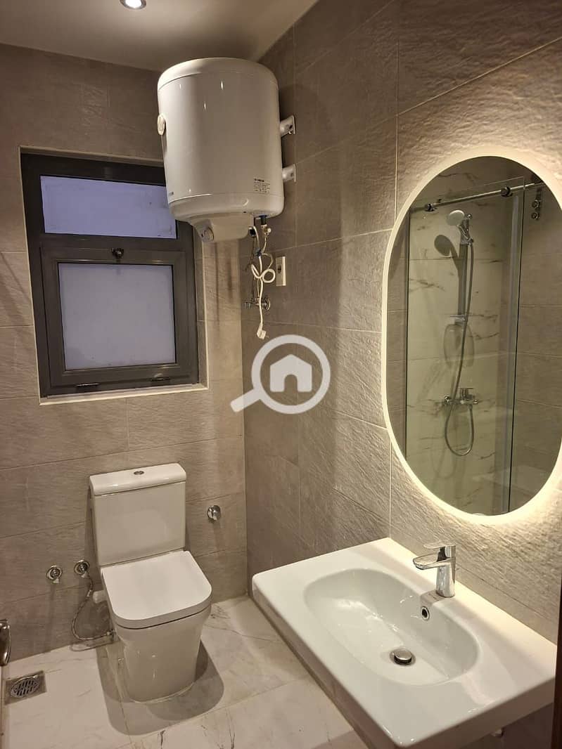 10 WhatsApp Image 2025-12-18 at 3.14. 46 PM. jpeg