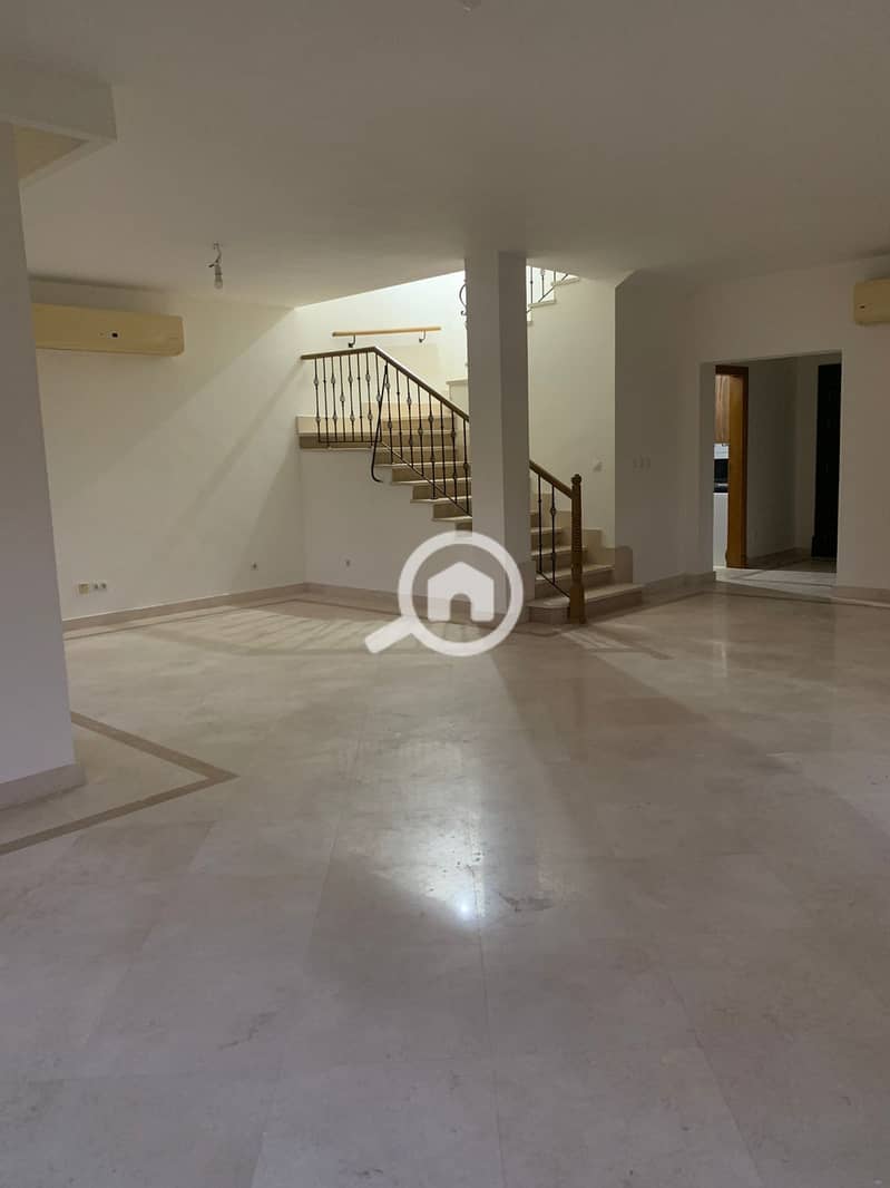 2 c778c123-0438-4244-8748-9fc476aaf6c3. jpg