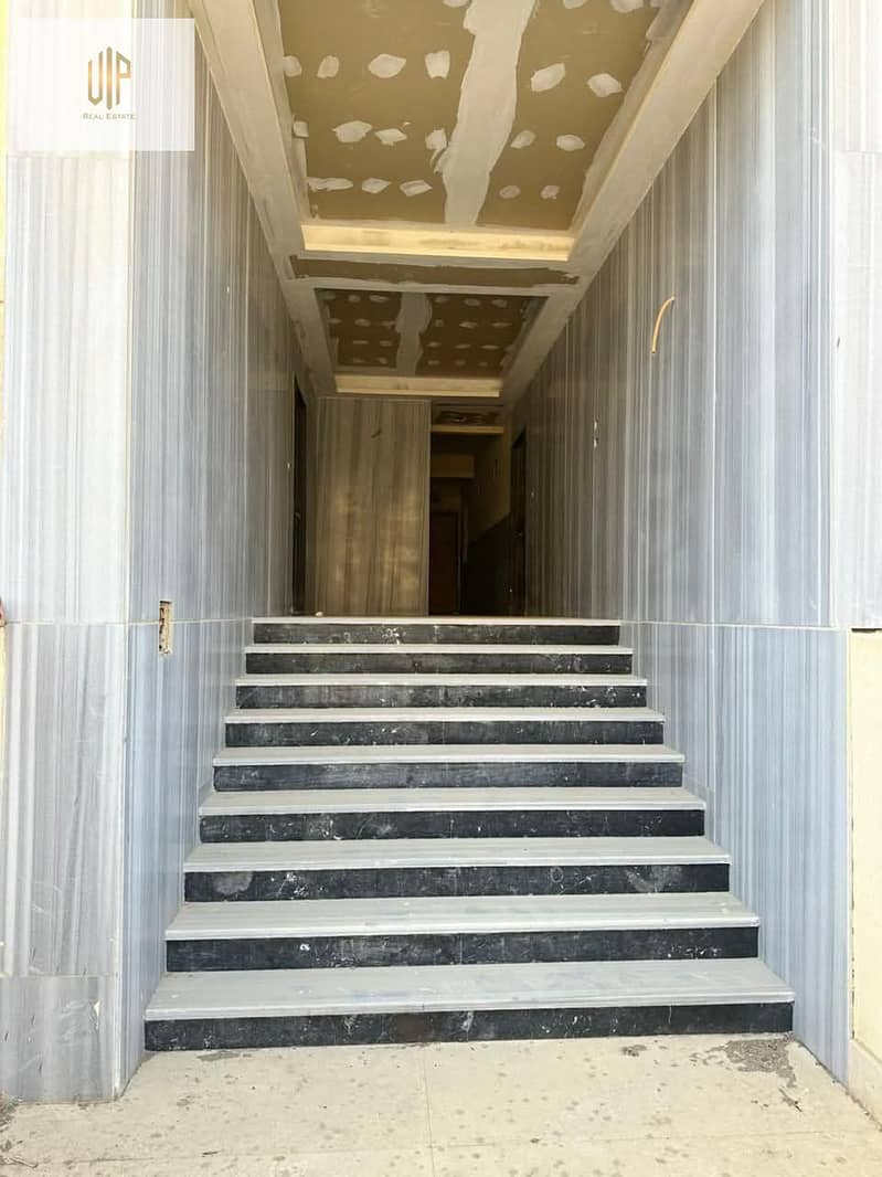 2 WhatsApp Image 2025-12-18 at 1.41. 18 PM (1). jpeg