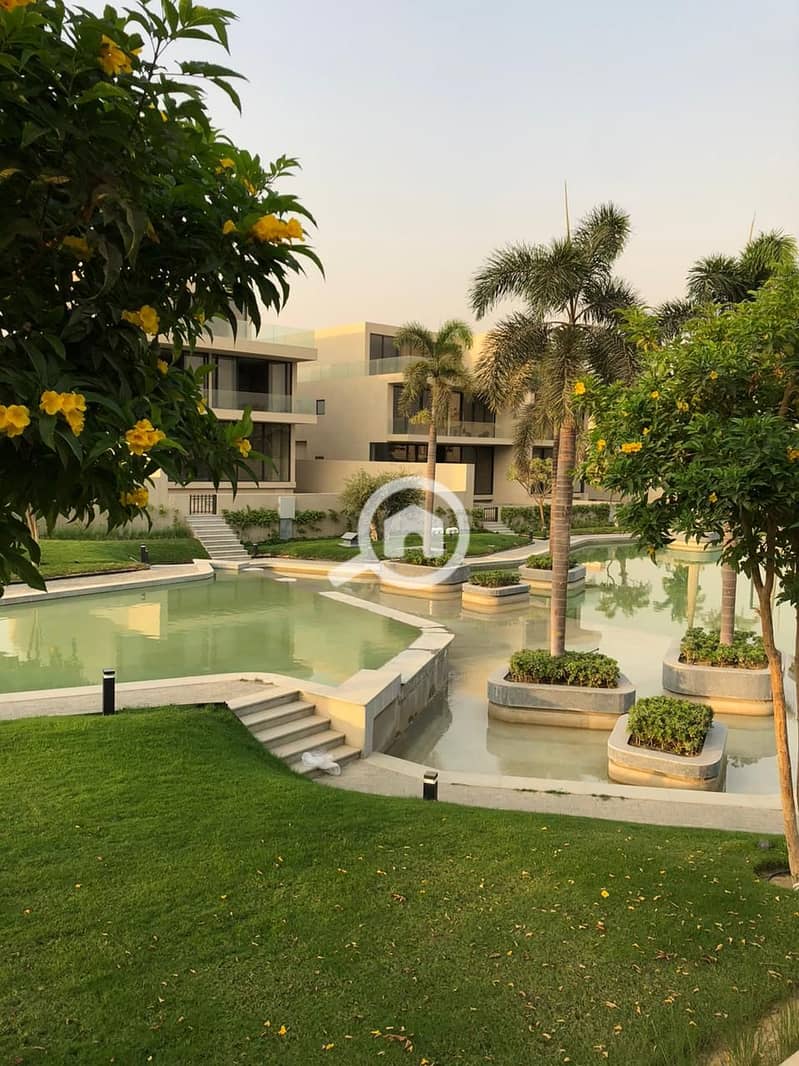 2 90f526f8-d333-428b-9d0b-0c7bb3be160e. jpg