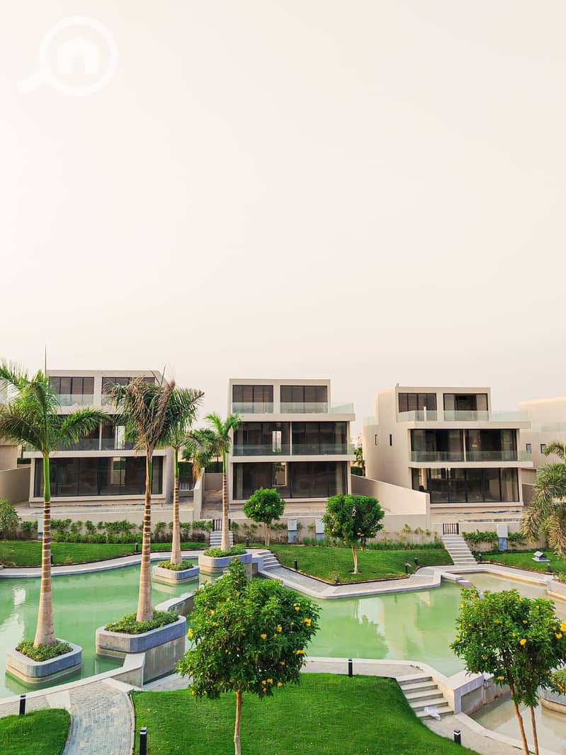 8 a42c56ba-3f7b-4141-a7cb-1014e2cc3eac. jpg