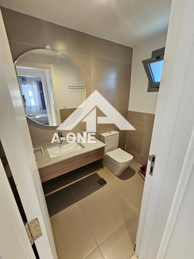 6 69577f7f-c821-439f-a849-488ee821565c. jpg