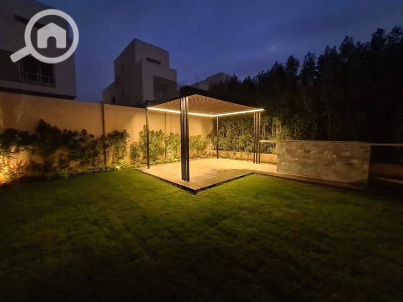 3 WhatsApp Image 2025-12-18 at 3.21. 21 PM (1). jpeg